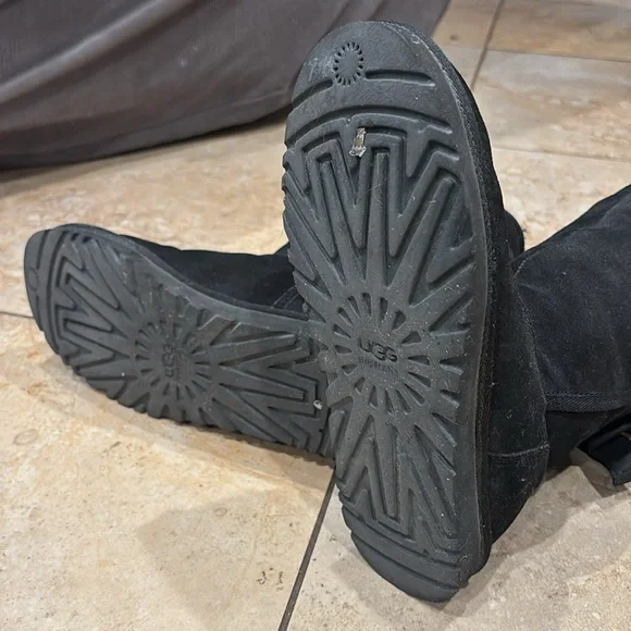 UGG Australia High Boots size 6 - Picture 8 of 12